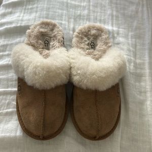 Kids Ugg slippers